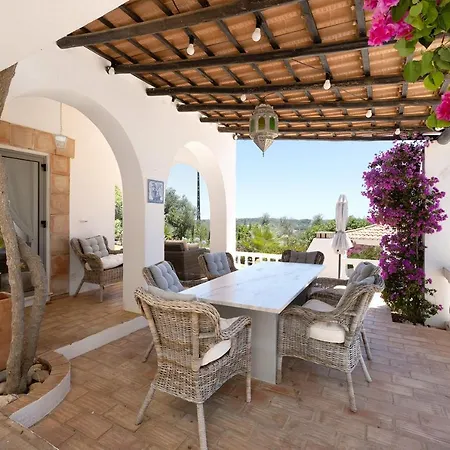 Casa Zimbreira Villa *