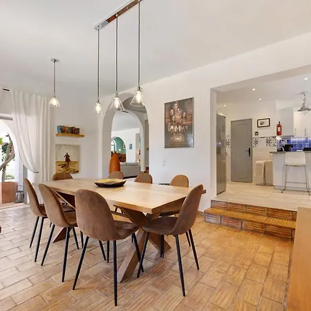 Casa Zimbreira * Lagos
