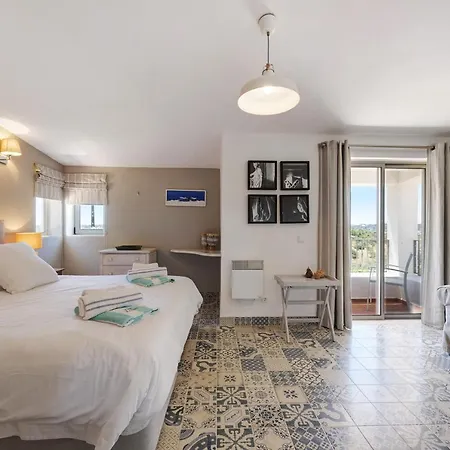 Casa Zimbreira Villa